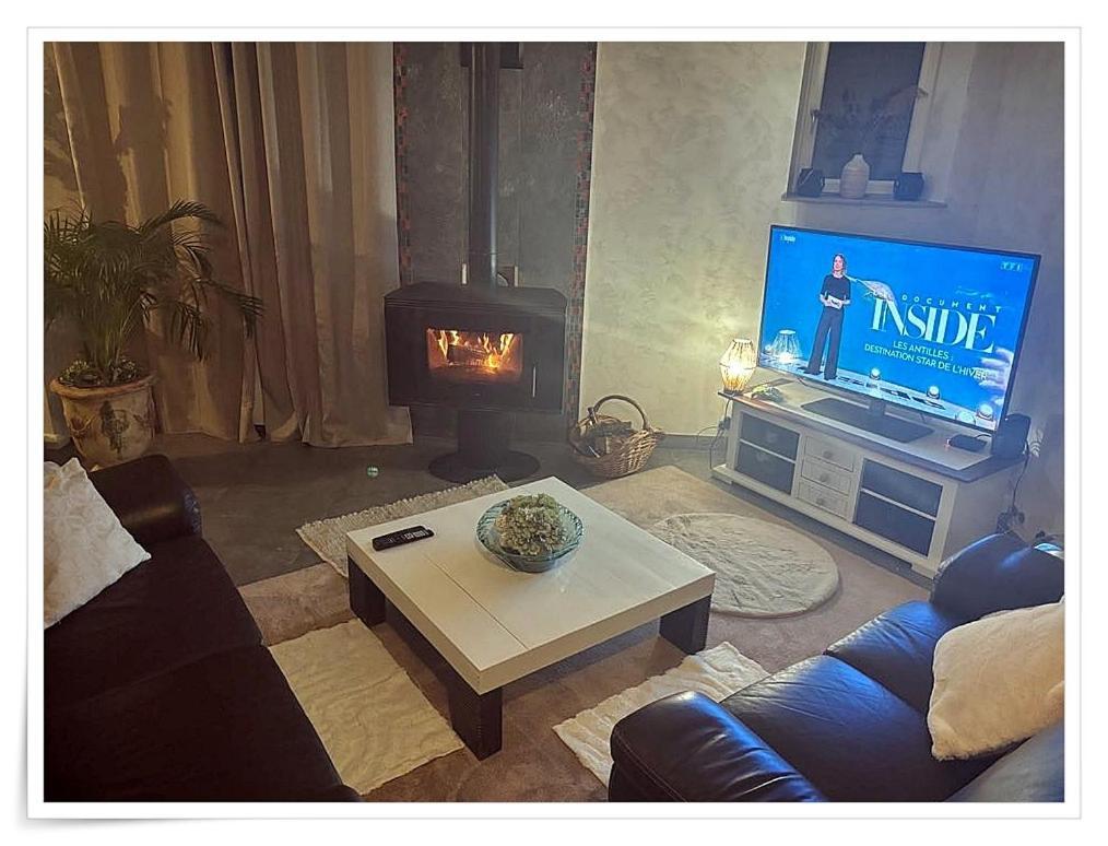Superbe Appartement Au Coeur Du Jura Champagnole Bagian luar foto